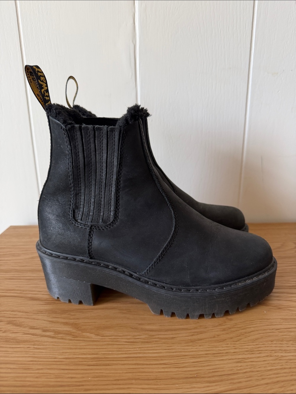 Dr. Martens Rometty‎ Faux Fur Lined Platform Chelsea Boots in black leather 6